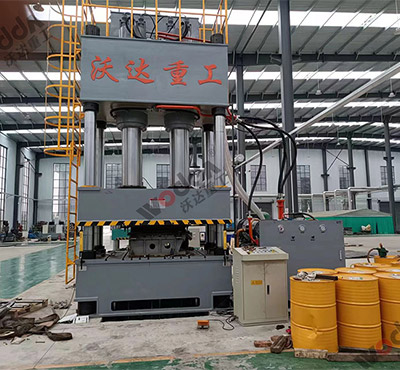 800噸汽(qì)車配件四(sì)柱液壓機
