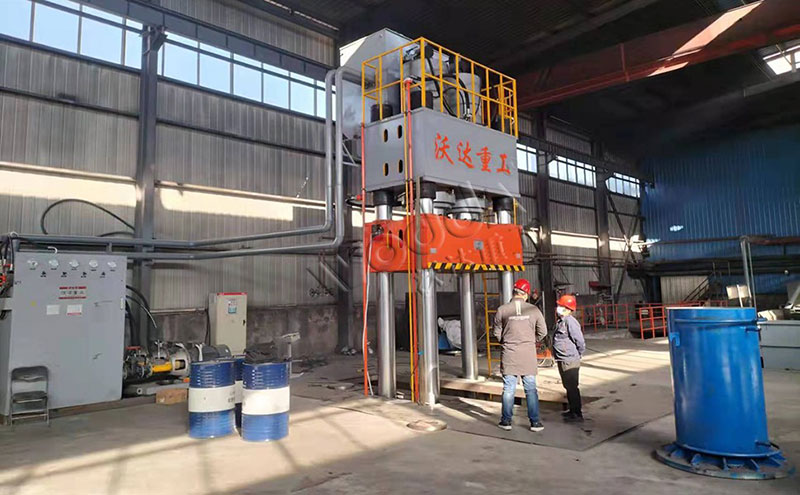 坩埚(guō)液壓機(jī)