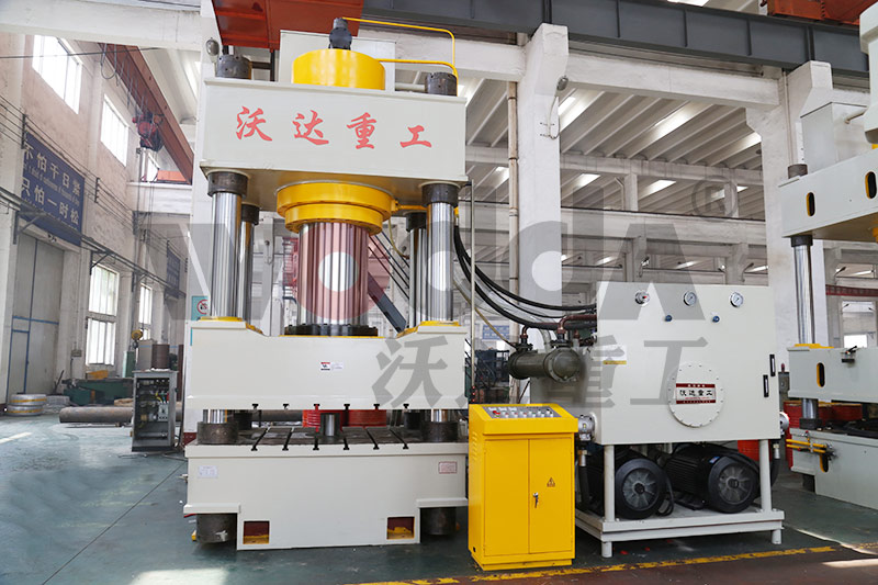 1000噸四柱液(yè)壓機