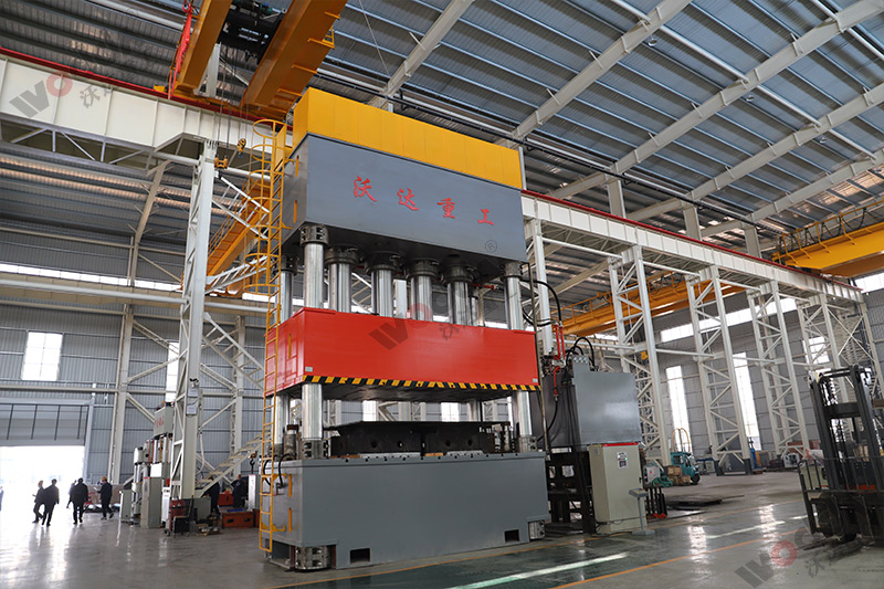 2500噸複合材料(liào)液壓機(jī)2500噸液壓(yā)機廠家