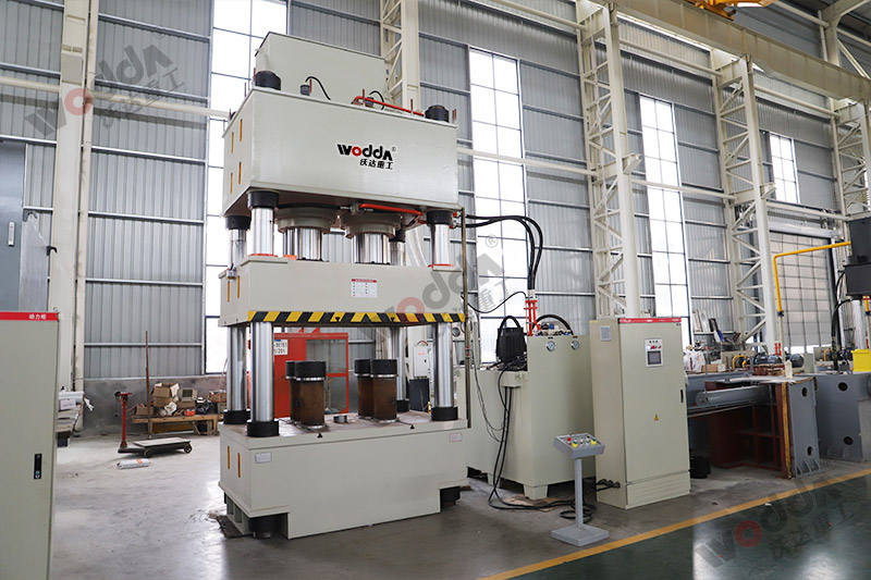 315噸模壓(yā)塑料托盤液壓(yā)機