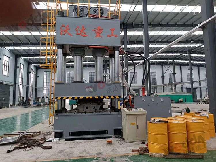 800噸汽(qì)車配件液(yè)壓機