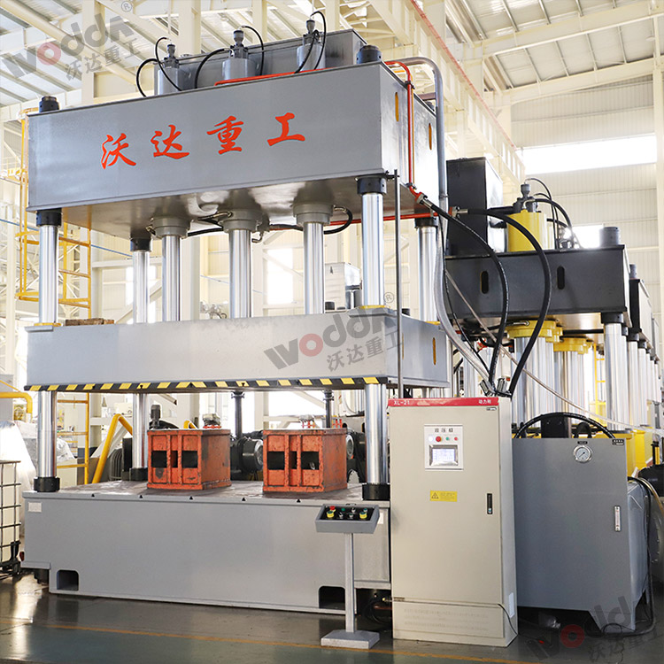 315噸四柱液(yè)壓機（熱壓汽車(chē)内飾件液壓機(jī)）