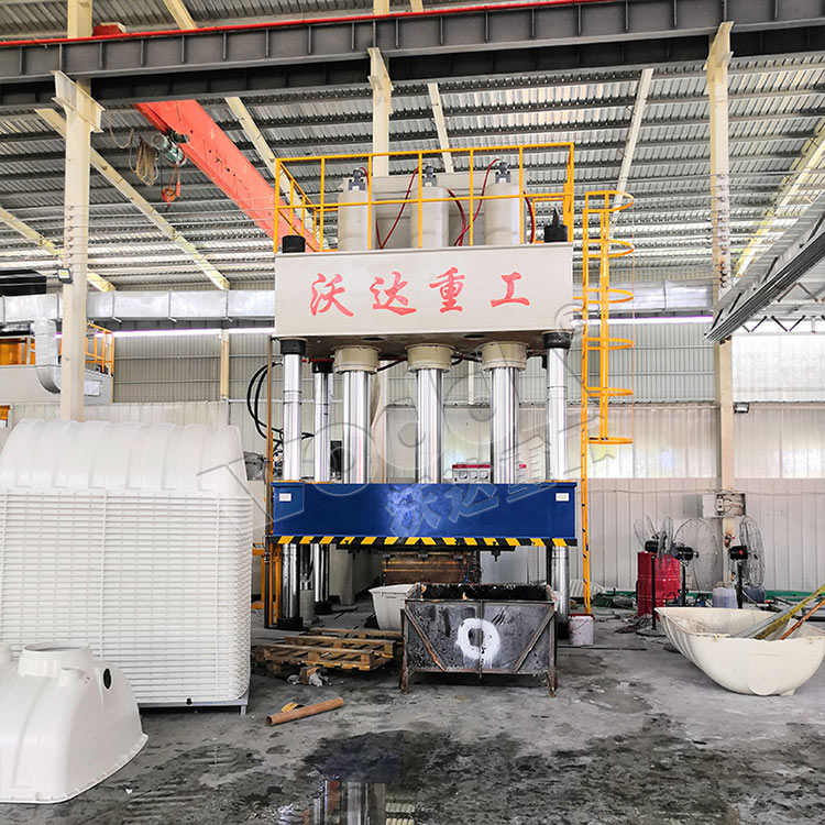 1000噸smc玻璃鋼(gāng)風機罩化糞池(chí)成型液壓機.jpg