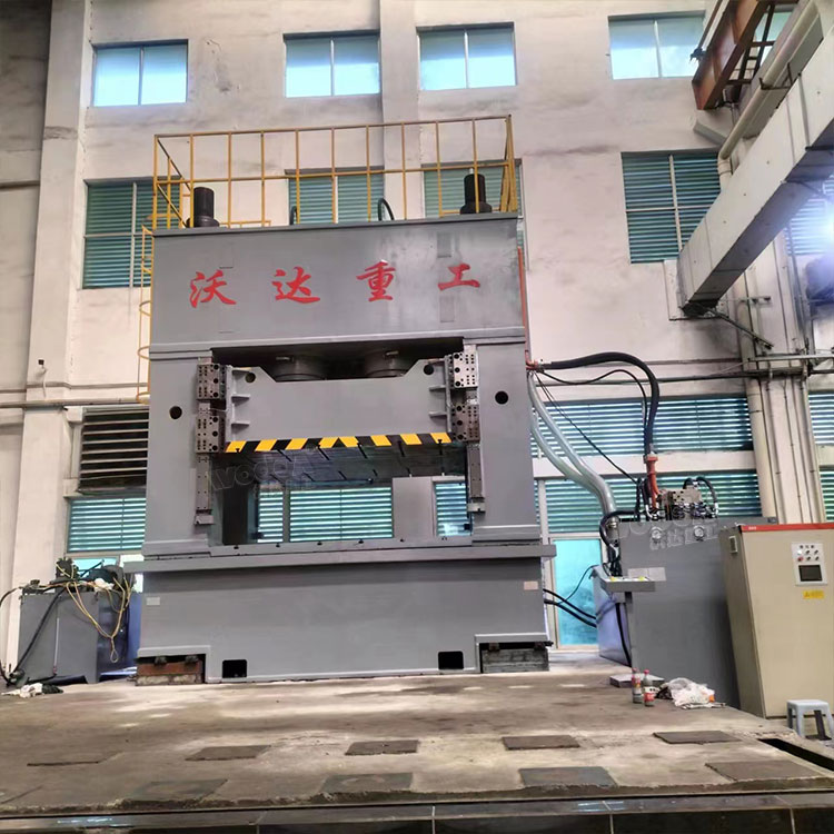框架式鋼闆壓(yā)型液壓機(jī)