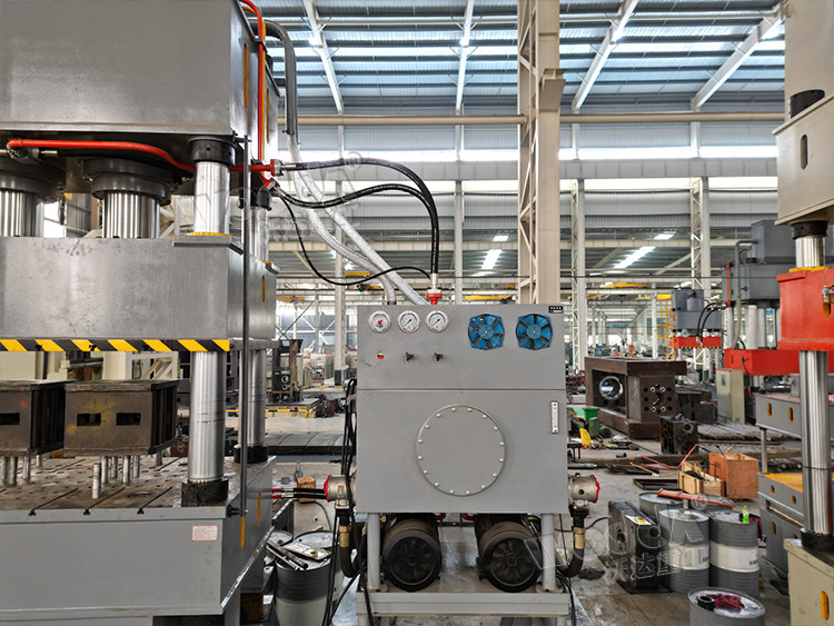 630噸拉伸機(jī)動力(lì)系統