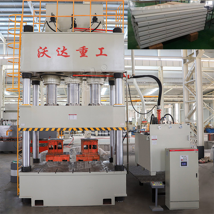 1500噸玻璃(lí)鋼電纜橋(qiáo)架(jià)成型液壓機(jī)