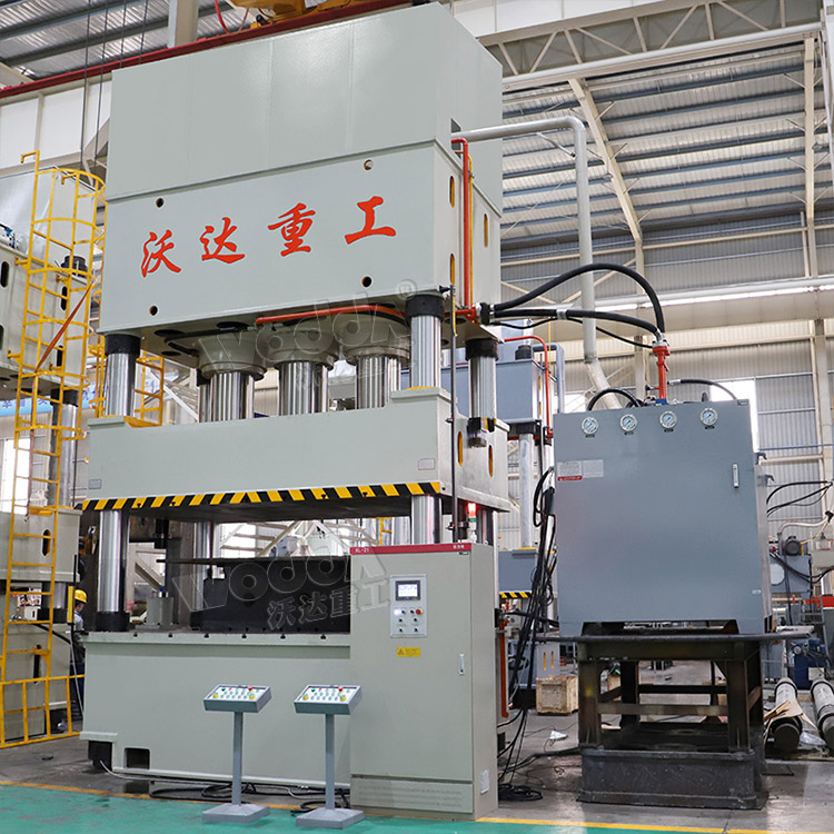 1500噸四柱液(yè)壓機