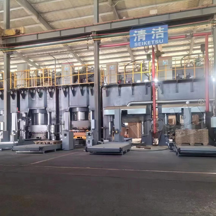 客戶采購多台1800噸框架油(yóu)壓機