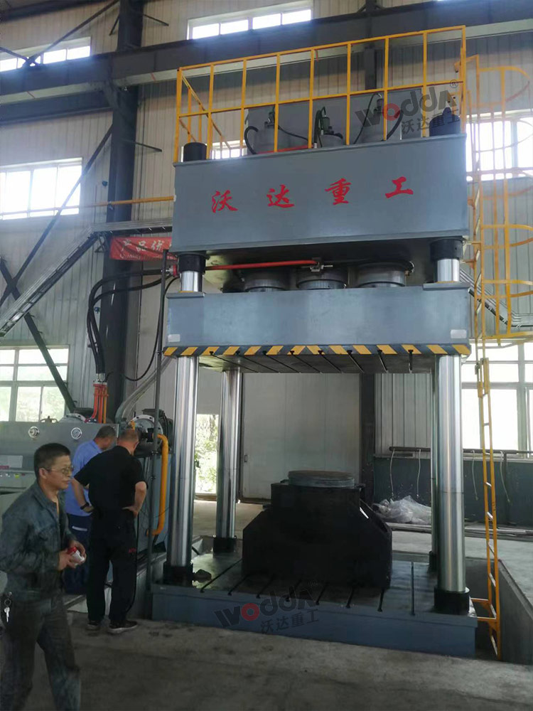 1000噸鋼管(guǎn)折彎液壓(yā)機