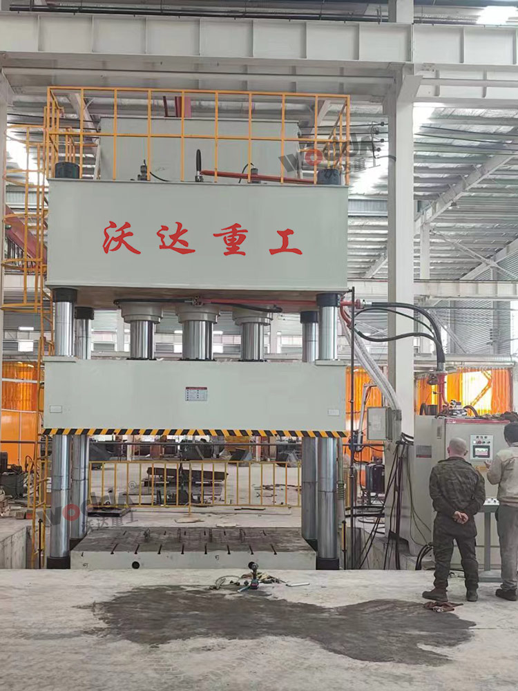 1000噸(dūn)汽車配(pèi)件拉伸(shēn)液壓(yā)機